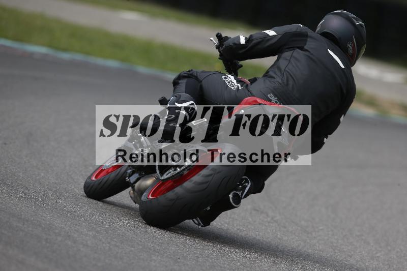 Archiv-2023/53 31.07.2023 Dunlop Ride und Test Day ADR/Gruppe gruen/backside